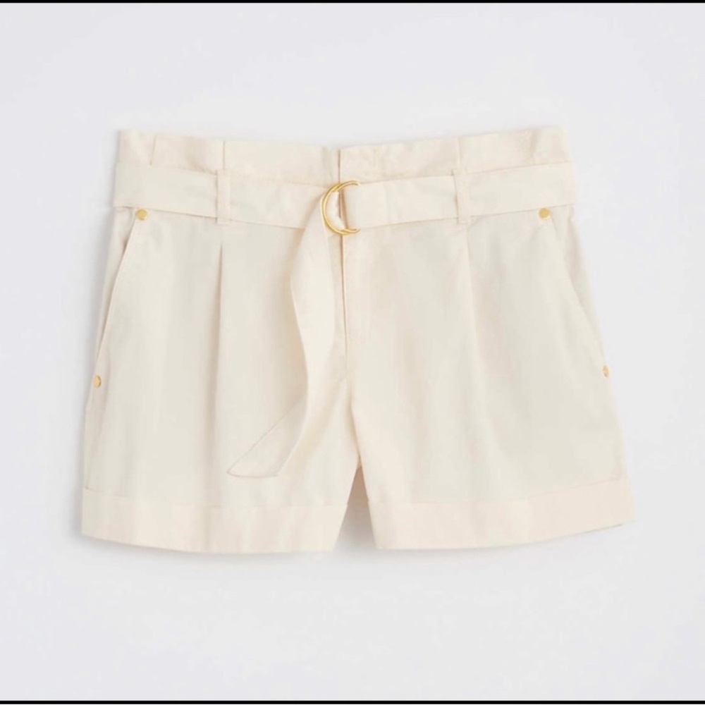 LOFT Belted Paper bag Shorts Off white